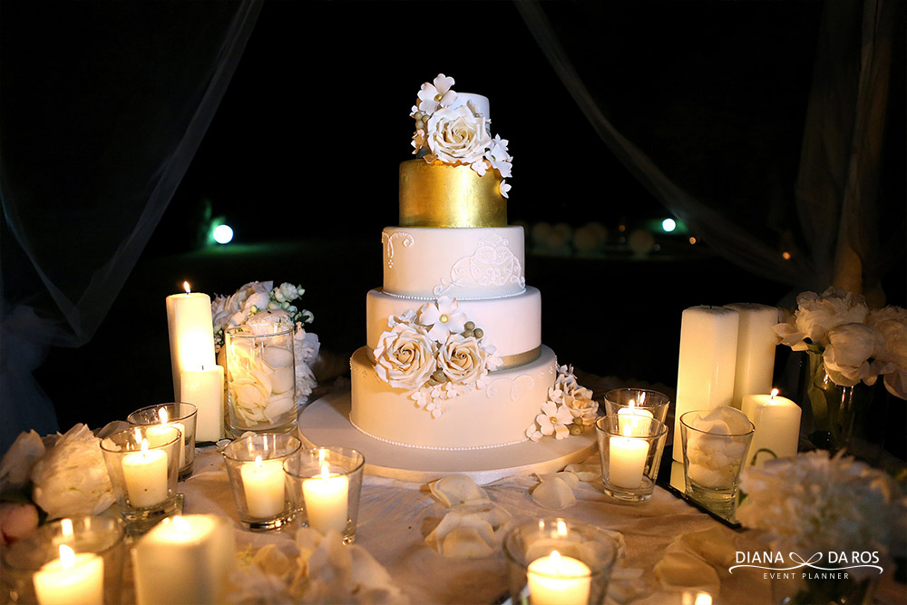 wedding cake rose